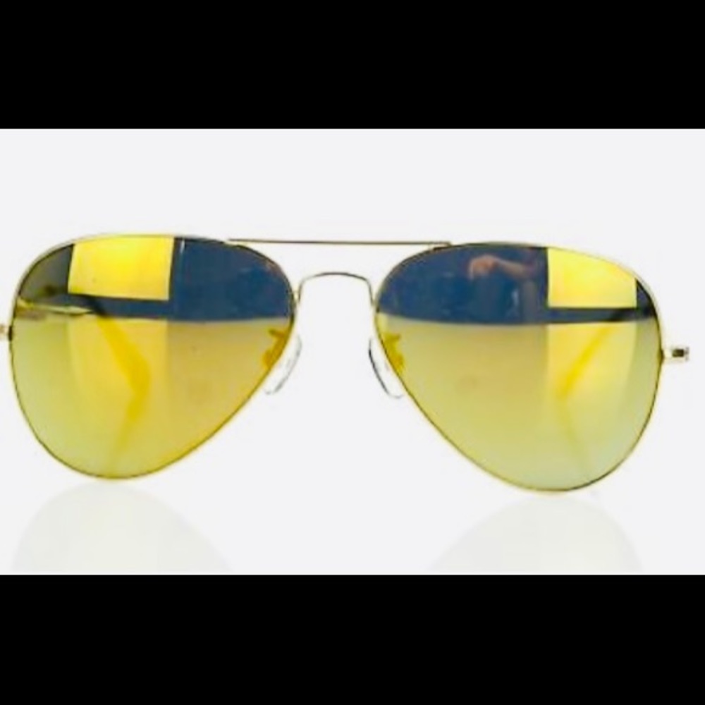 AQS Gold Aviator Sunglasses